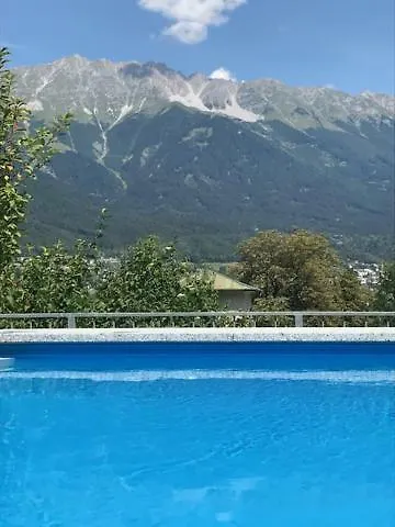 Exklusive Penthousewohnung mit Tesla-Wallbox in Innsbruck Österreich